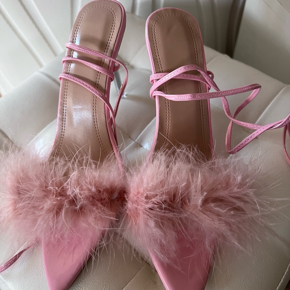 Pink Ostrich Feather Strappy Heels - Brand NWT